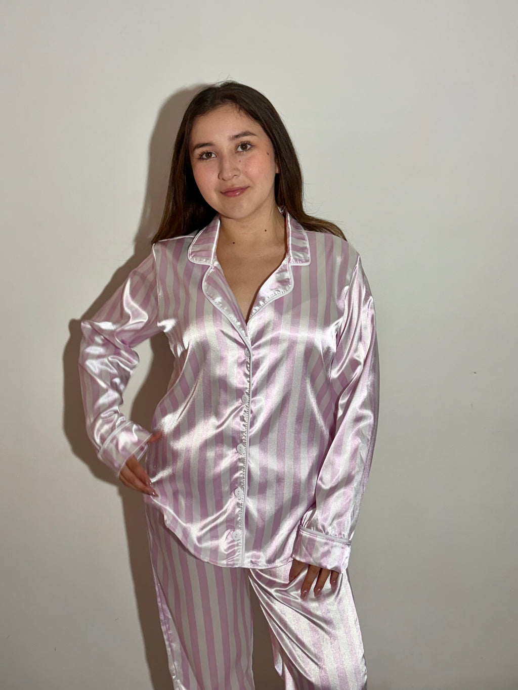 Pijama para mujer Rose Pearl en tono suave, diseño delicado y femenino de Luné