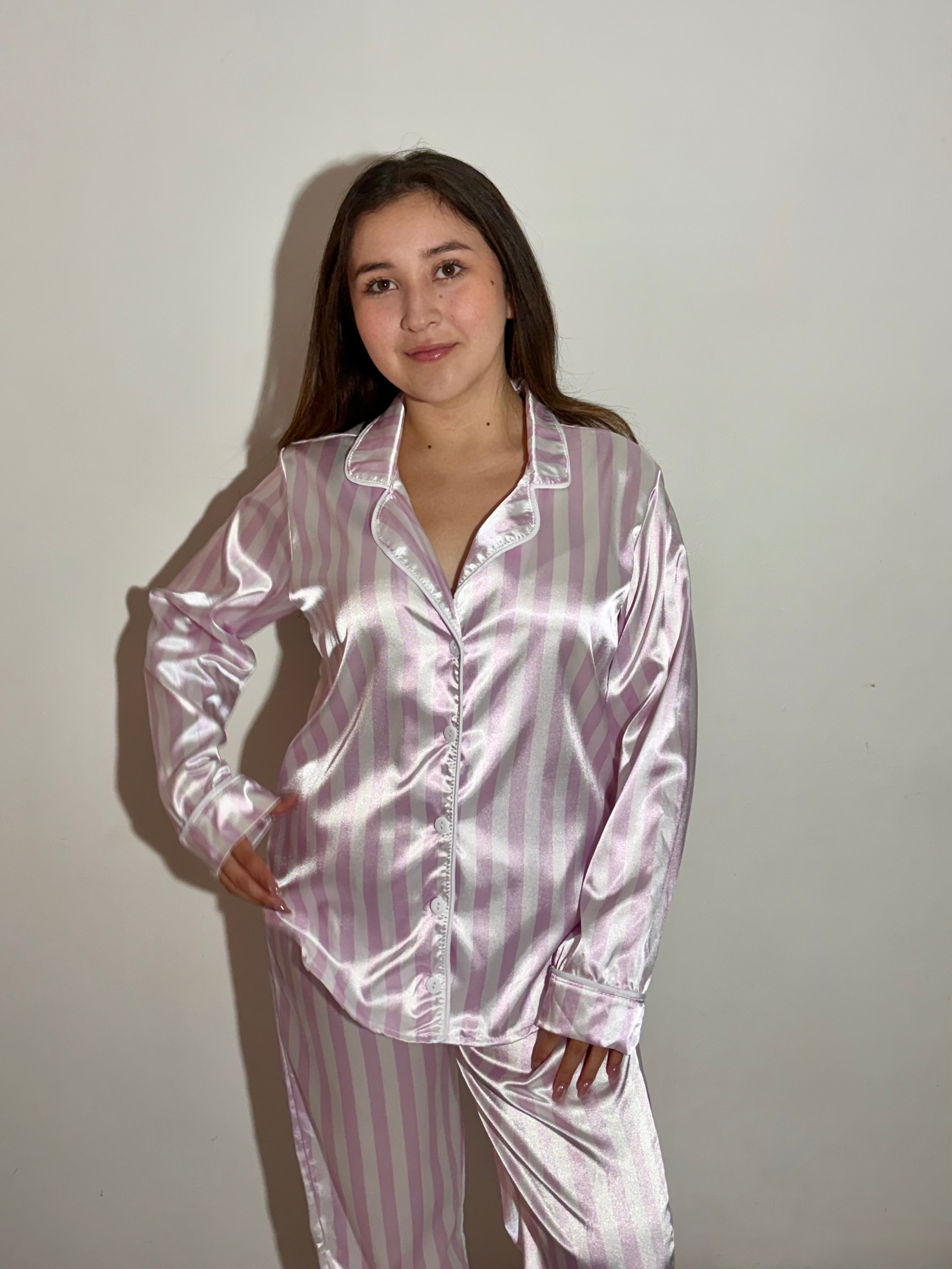 Pijama para mujer Rose Pearl en tono suave, diseño delicado y femenino de Luné