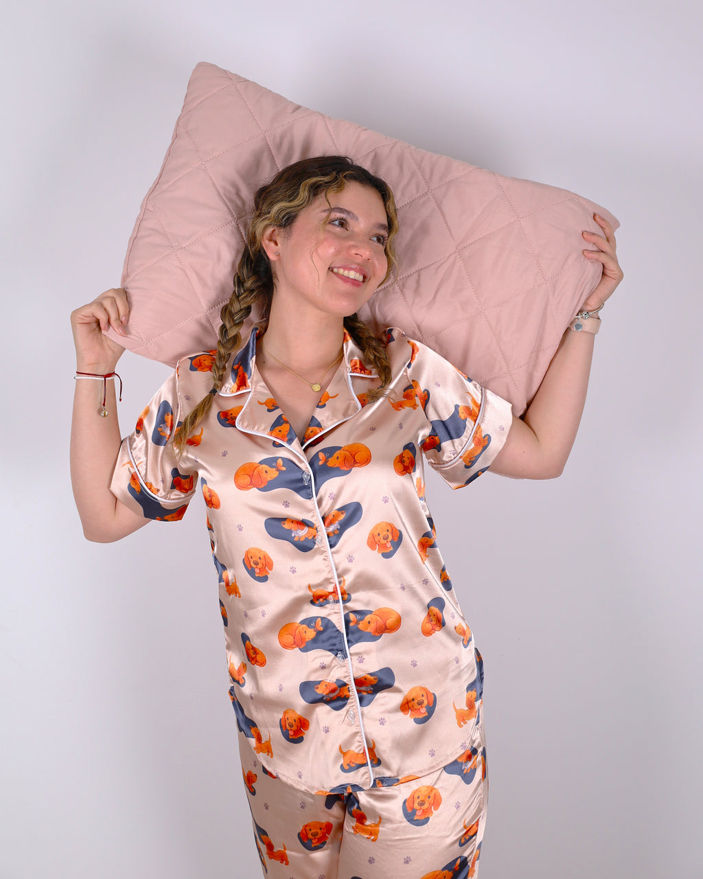 Pijama Salchi Nights